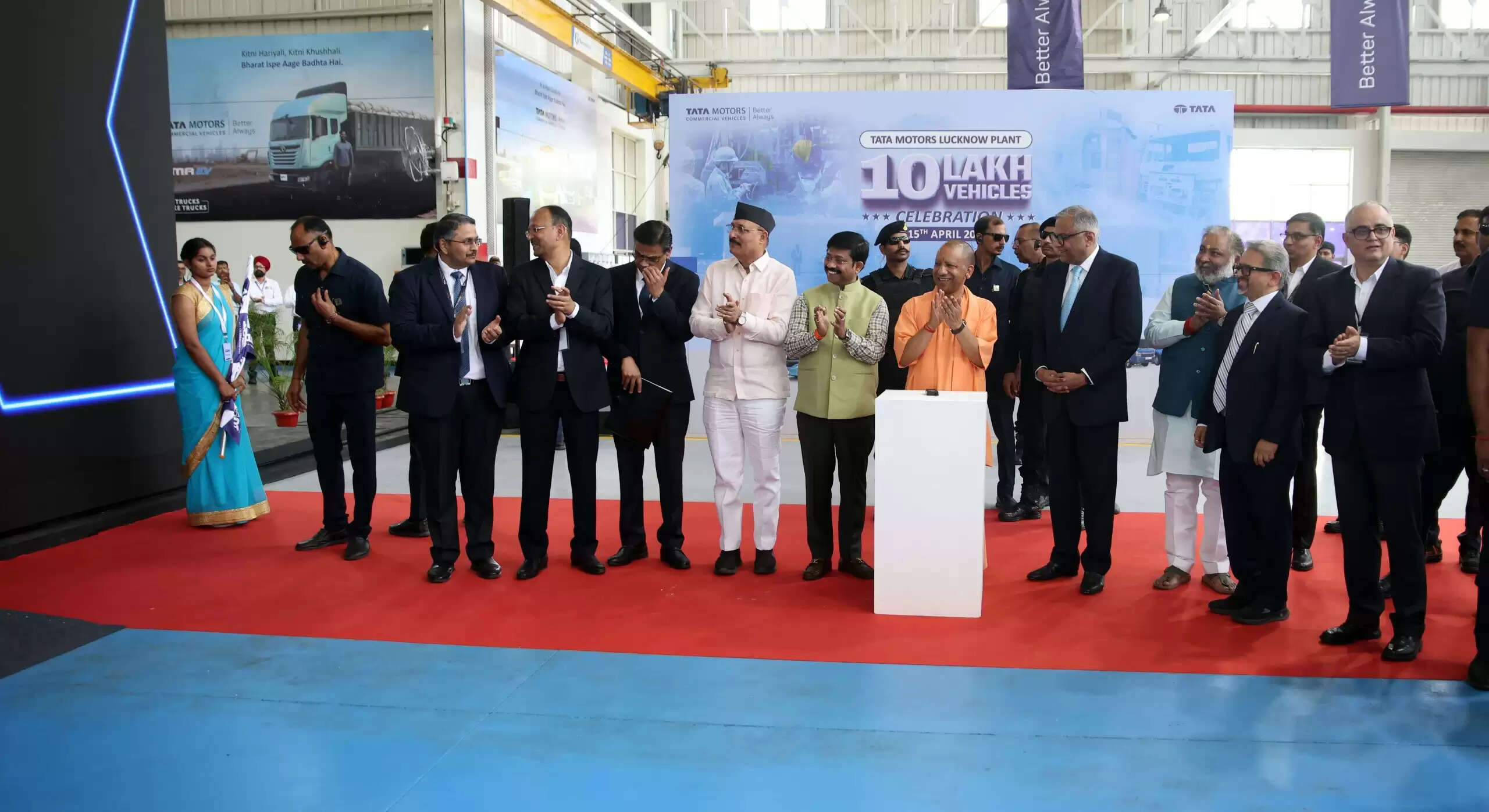 किसी भी स्थिति में बाहरी तत्वों को समूह या प्लांट के आंतरिक मामलों में हस्तक्षेप की अनुमति नहीं : मुख्यमंत्री योगी