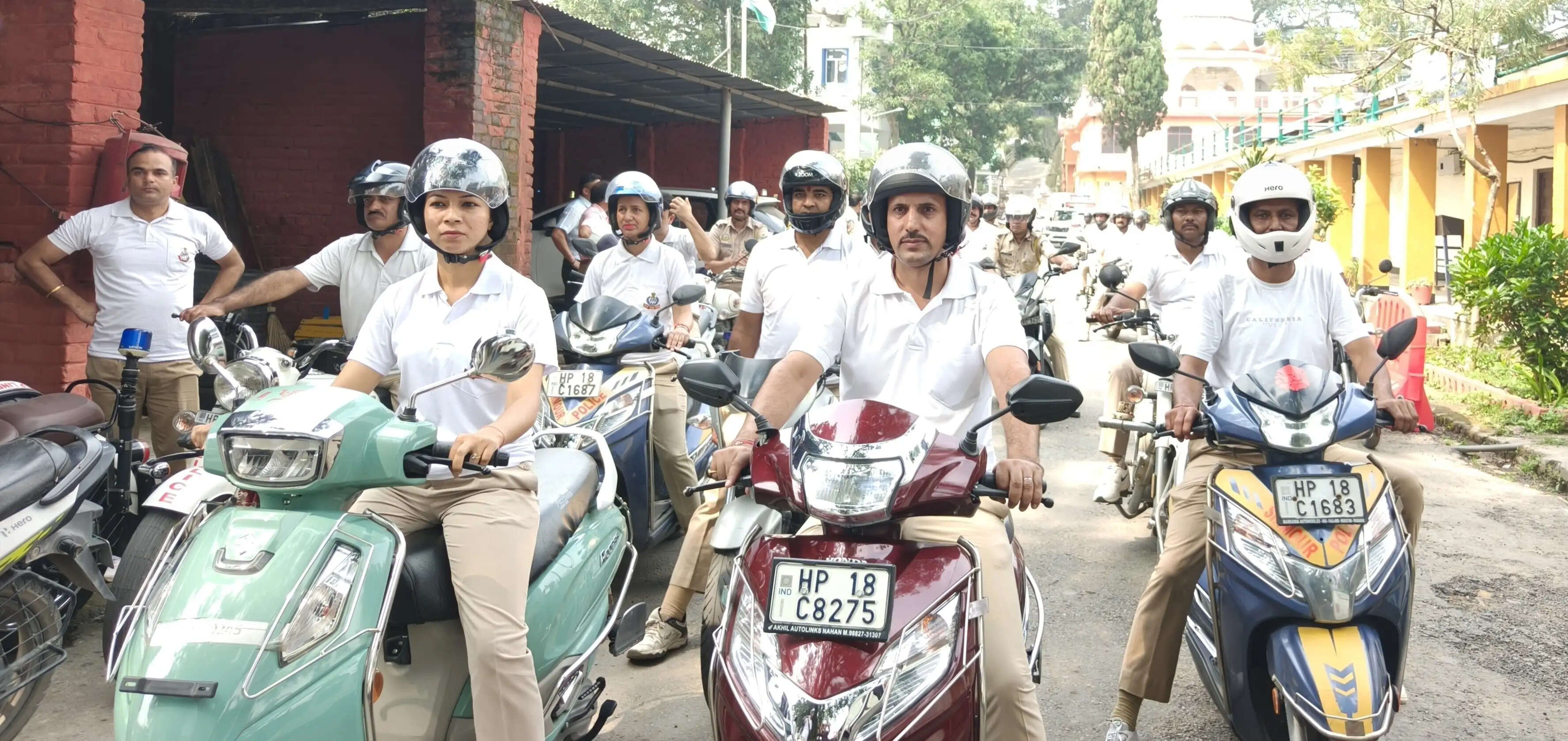 नाहन से उठी नशे के खिलाफ हुंकार, पुलिस विभाग ने किया नशे की खिलाफ बाइक रैली से जागरूकता का आयोजन