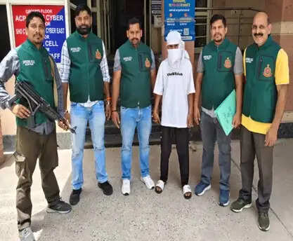 बिल विवाद का बदला लेने के लिए होटल पर बरसाईं गोलियां, दो गिरफ्तार