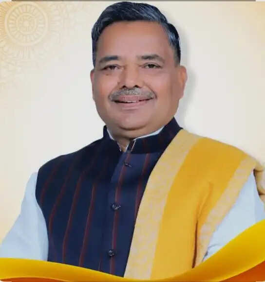 योगी सरकार की पहल पर धार्मिक स्थलों के कायाकल्प से यूपी में बढ़ रहा पर्यटन : जयवीर सिंह