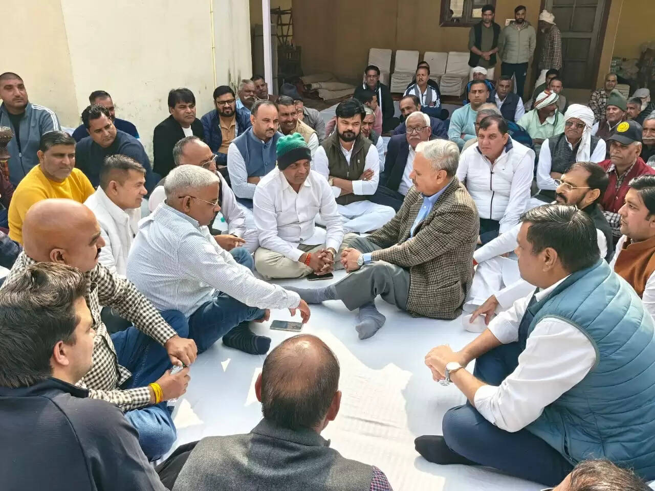 गुरुग्राम: केंद्रीय मंत्री राव इंद्रजीत सिंह ने समाजसेवी मामराज सिंह को दी श्रद्धांजलि