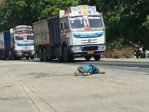 शहडोल: मंदिर से बाइक से लौट रहे परिवार को ट्रेलर ने मारी टक्कर, महिला की मौत, बेटी-दामाद-बच्ची घायल