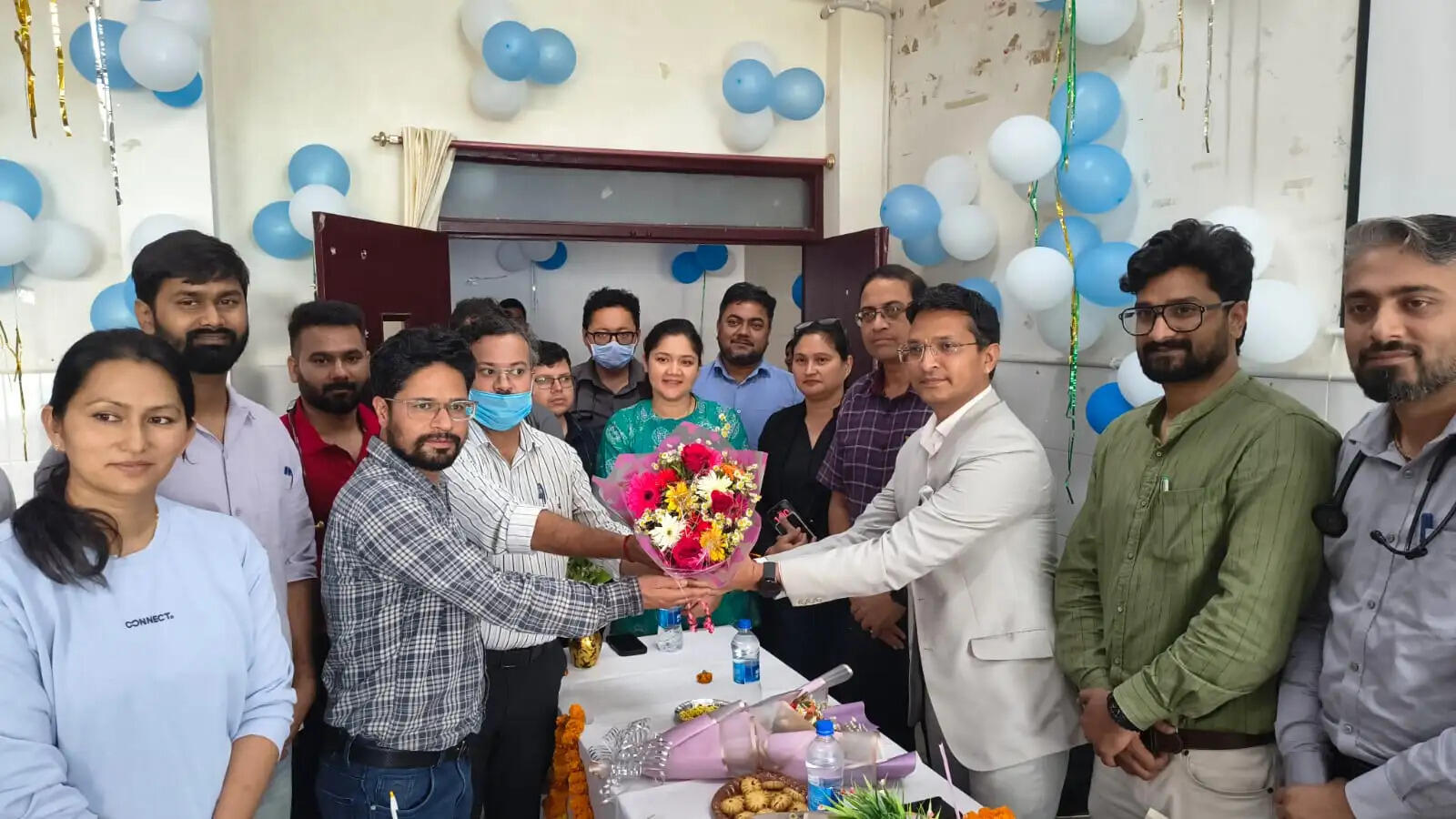 जिला असपताल की सेवाएं आर बेहतर करना प्राथमिकता: डाेभााल