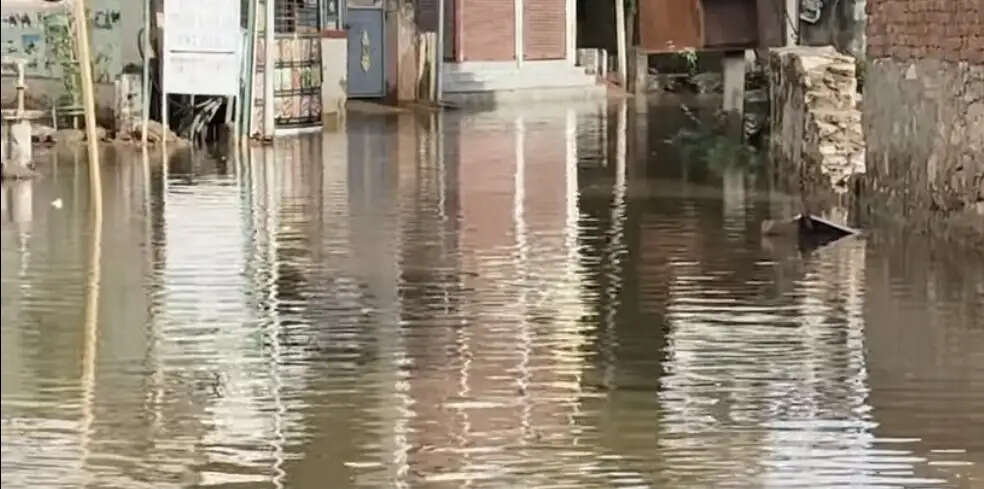 अजमेर में बीती रात हुई झमाझम से सुबह तरावट रही, दिन में उमस ने सताया