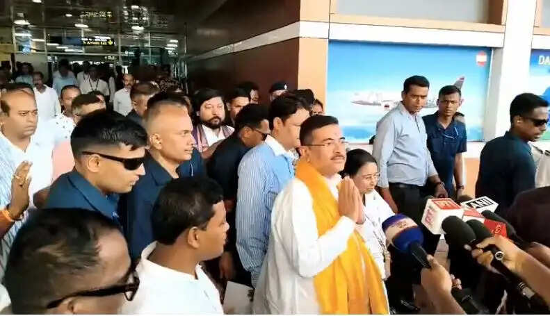 कर्सियांग&nbsp;दौरे पर पहुंचे&nbsp;मुख्यमंत्री शुभेंदु अधिकारी