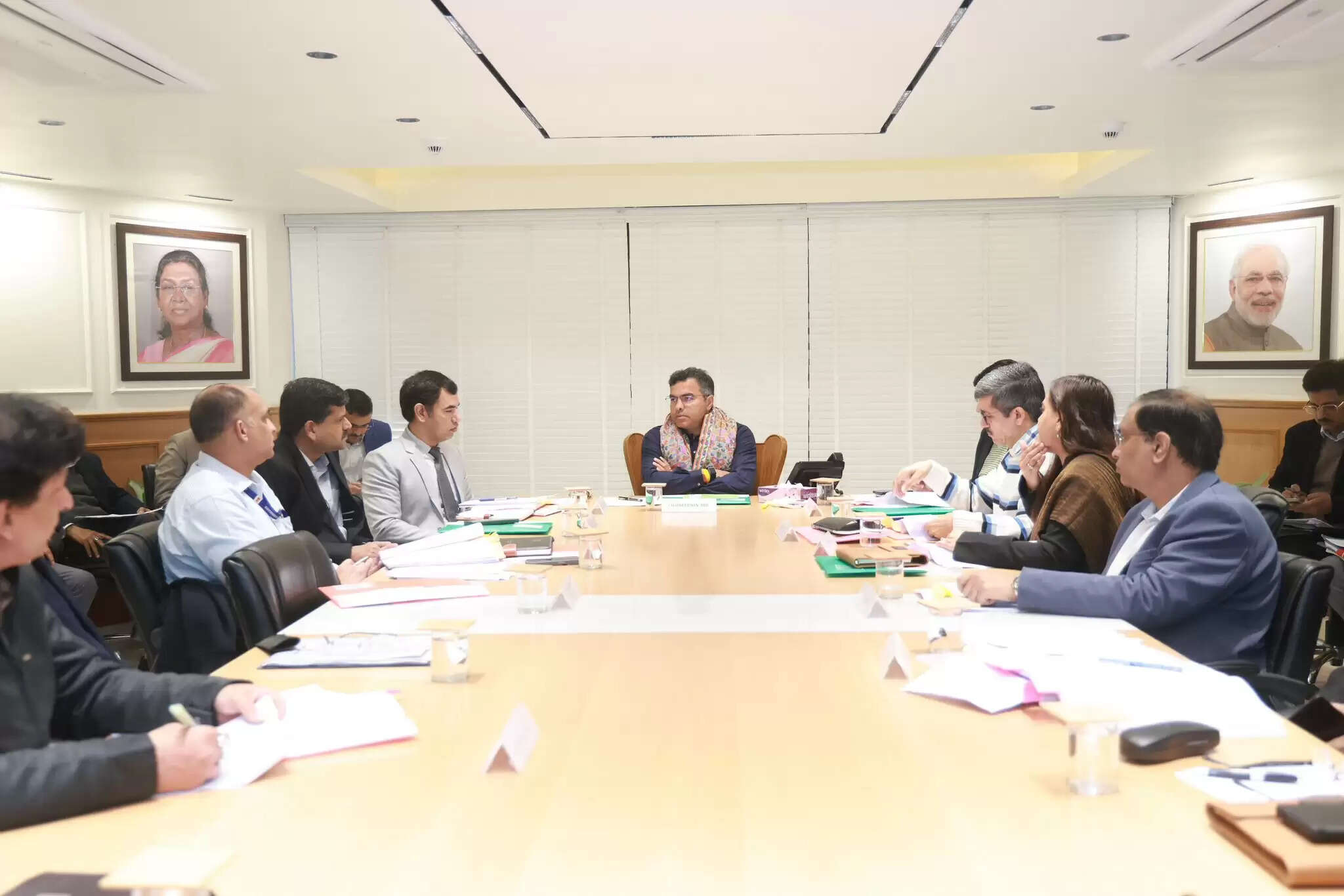 डीजेबी की बैठक में जल आपूर्ति को सुदृढ़ करने पर चर्चा : प्रवेश साहिब सिंह