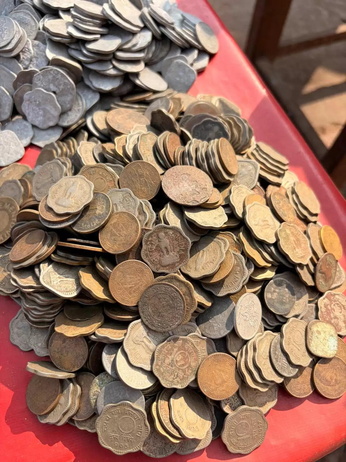 आज भी पुराने सिक्कों को संजोए हुए है हरिद्वार