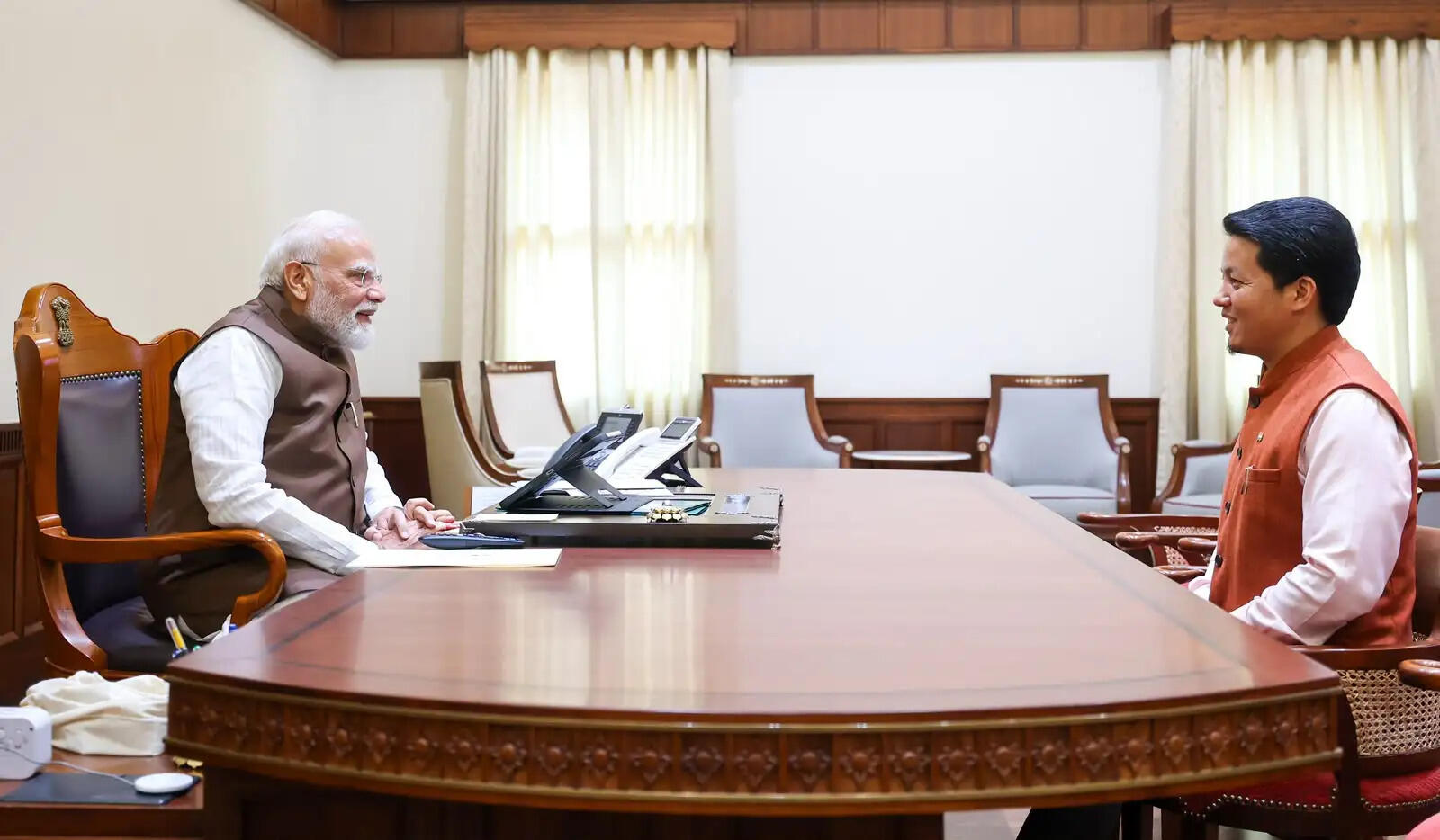 सांसद सुब्बा ने पीएम मोदी से मुलाकात की, सिक्किम से जुड़े महत्वपूर्ण मुद्दों पर सौंपा ज्ञापन