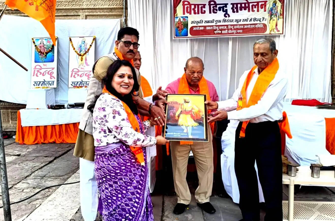 सामाजिक एकता से ही सशक्त राष्ट्र का निर्माण : अनुराग