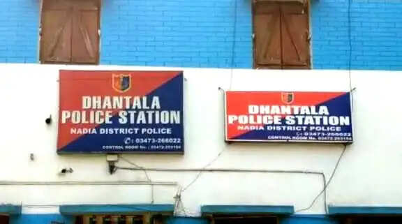 आड़ंगघाटा में चंदा न देने पर महिला से मारपीट व छेड़छाड़ का आरोप