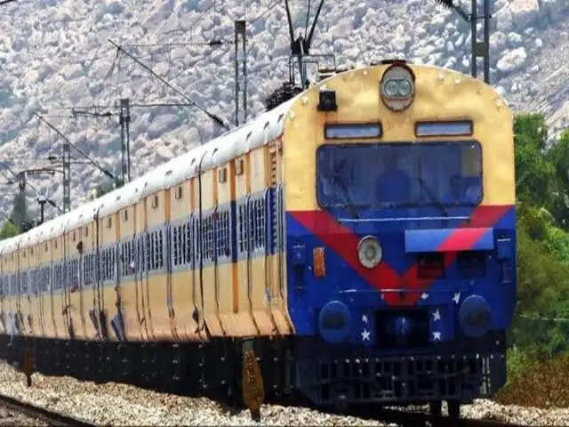 कांवड़ मेला-2026 के दौरान 04 नियमित रेलगाड़ियों का हरिद्वार तक विस्तार