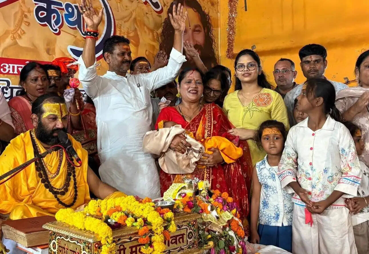 भगवान श्रीकृष्ण ने सामाजिक कुरीतियों के खिलाफ उठाई आवाज : बटुक महाराज