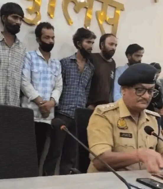 नवजात शिशुओं की तस्करी करने वाले सात गिरफ्तार, 5 बच्चे बरामद