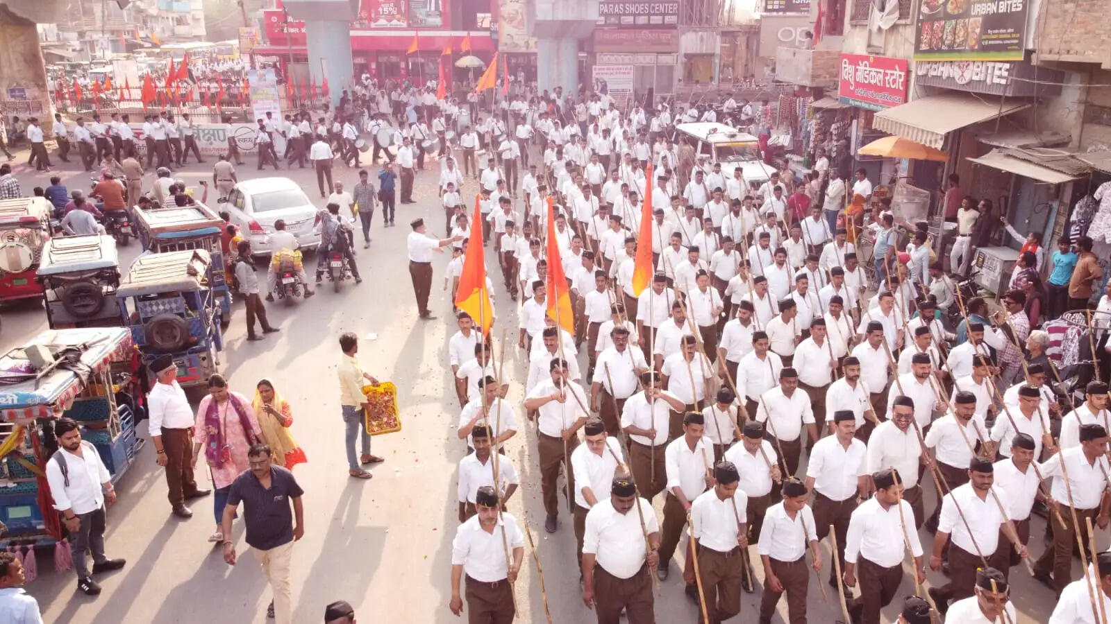 बलिया में आरएसएस के पथ संचलन में दिखी हिन्दू एकता की झलक