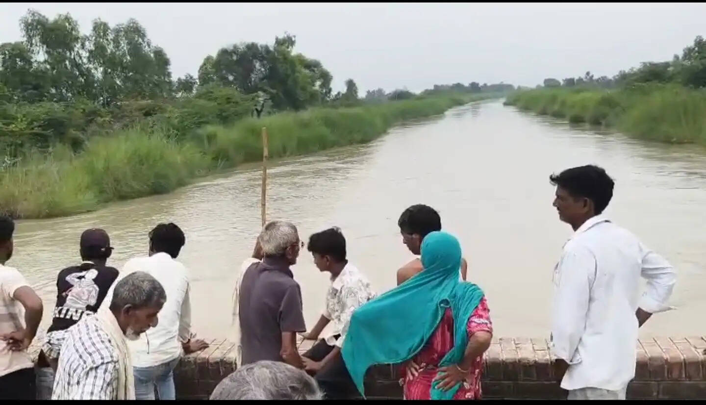 महिला ने शारदा सहायक नहर में लगाई छलांग, एसडीआरएफ कर रही तलाश