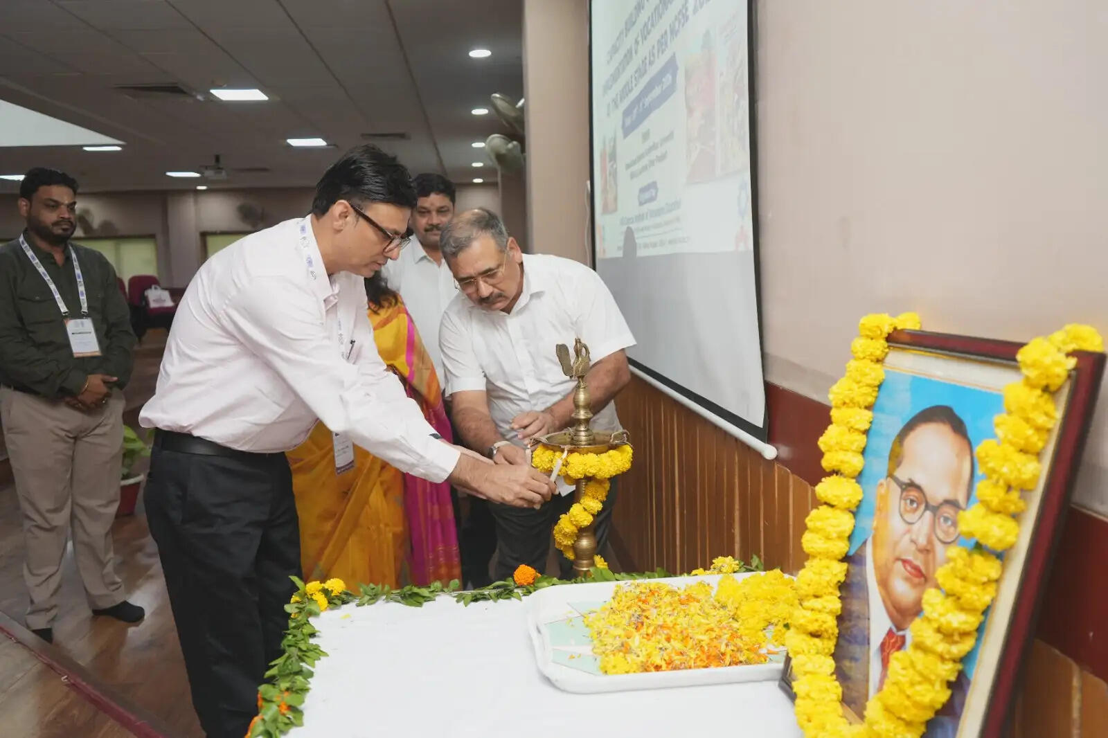 बीबीएयू में व्यावसायिक शिक्षा पर क्षमता निर्माण कार्यक्रम शुरू