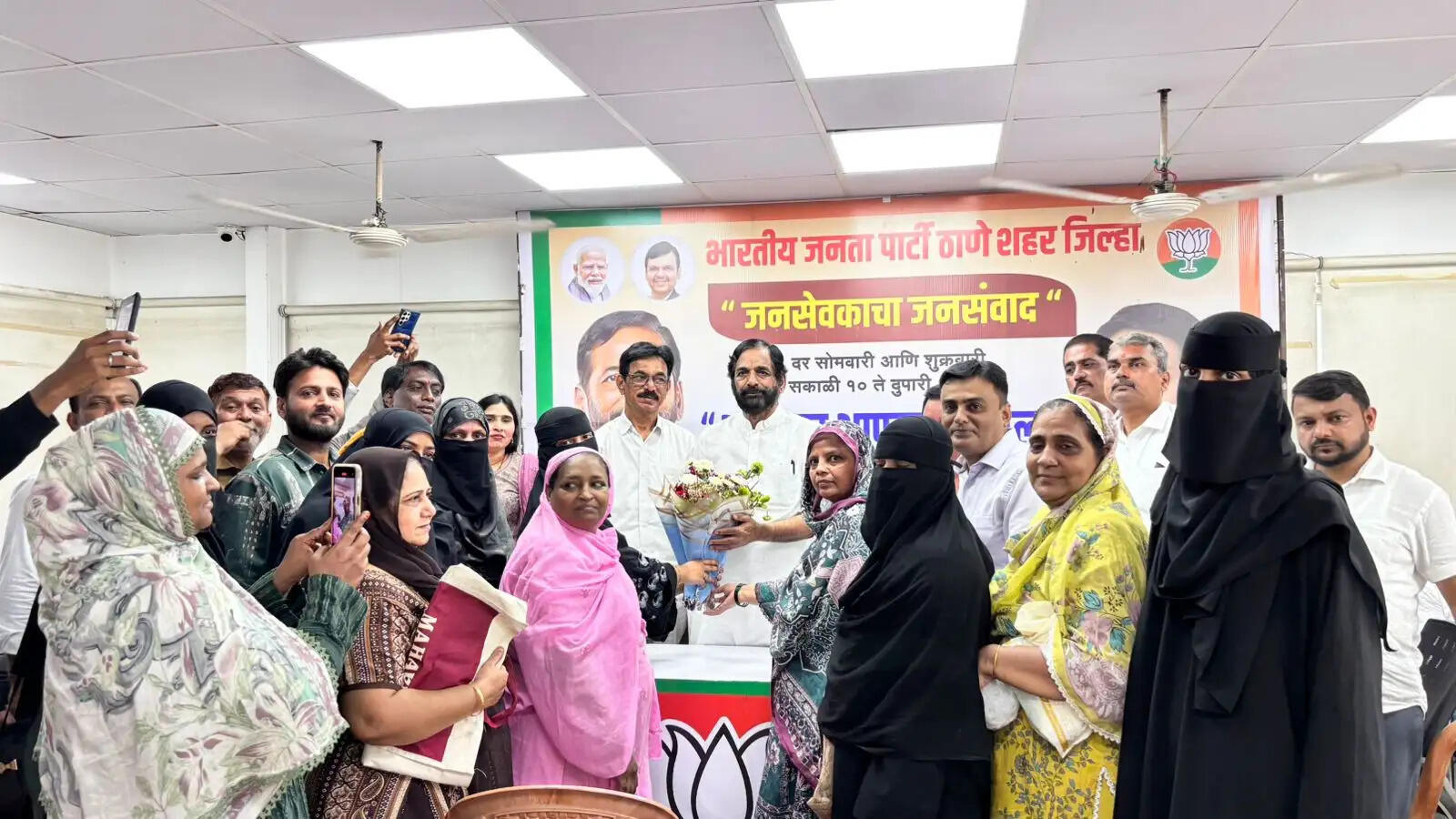 ठाणे पूर्व में घर नहीं तो किराया नहीं- विधायक केलकर