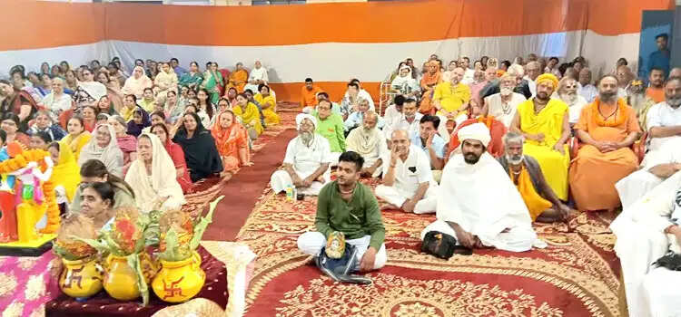 सच्चा सुख भक्ति, ज्ञान और आत्मसंयम में निहित: श्रीमहंत बिष्णु दास