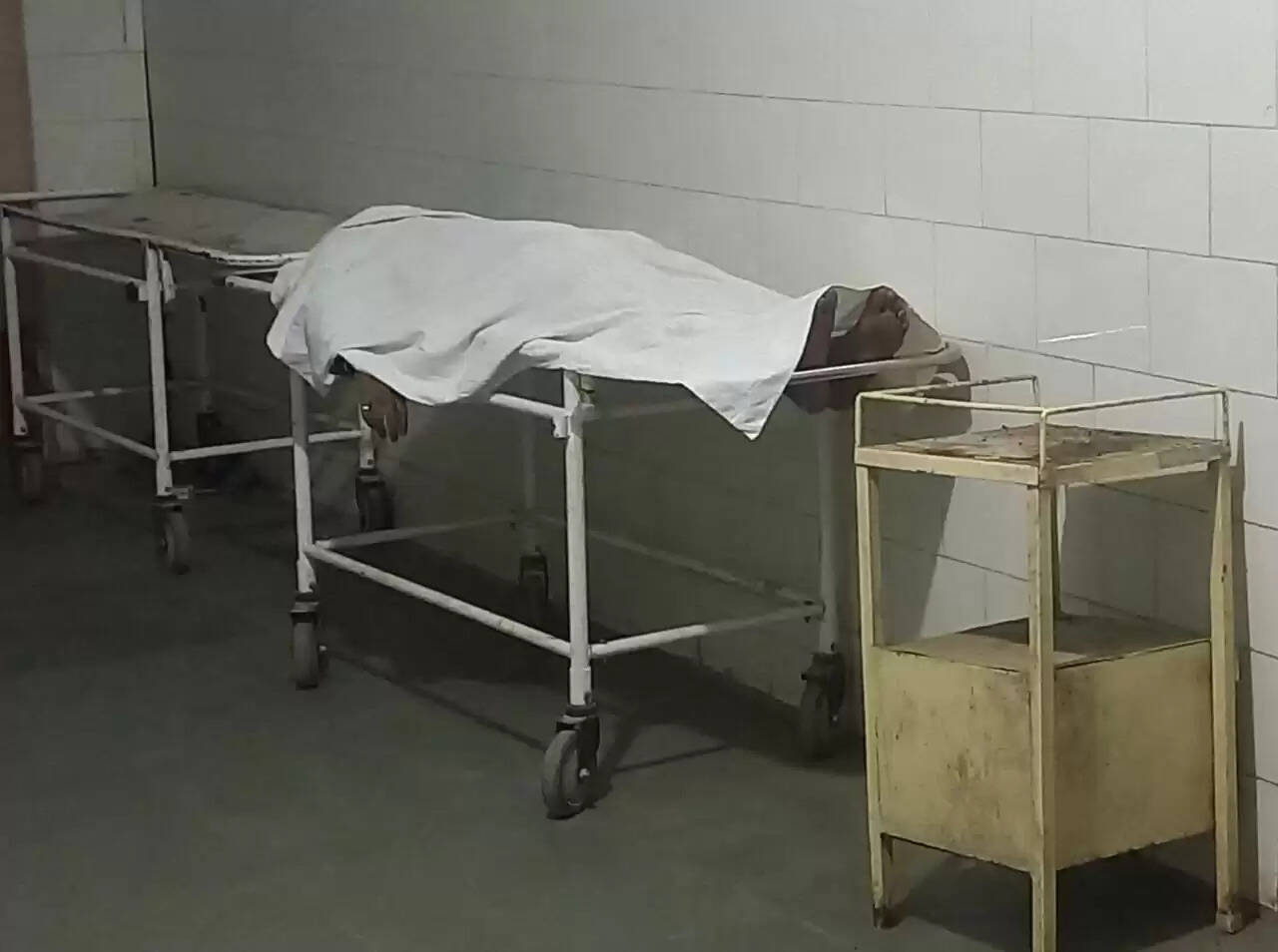 अंबिकापुर : ट्रेलर की चपेट में आने से बाइक सवार युवक की दर्दनाक मौत