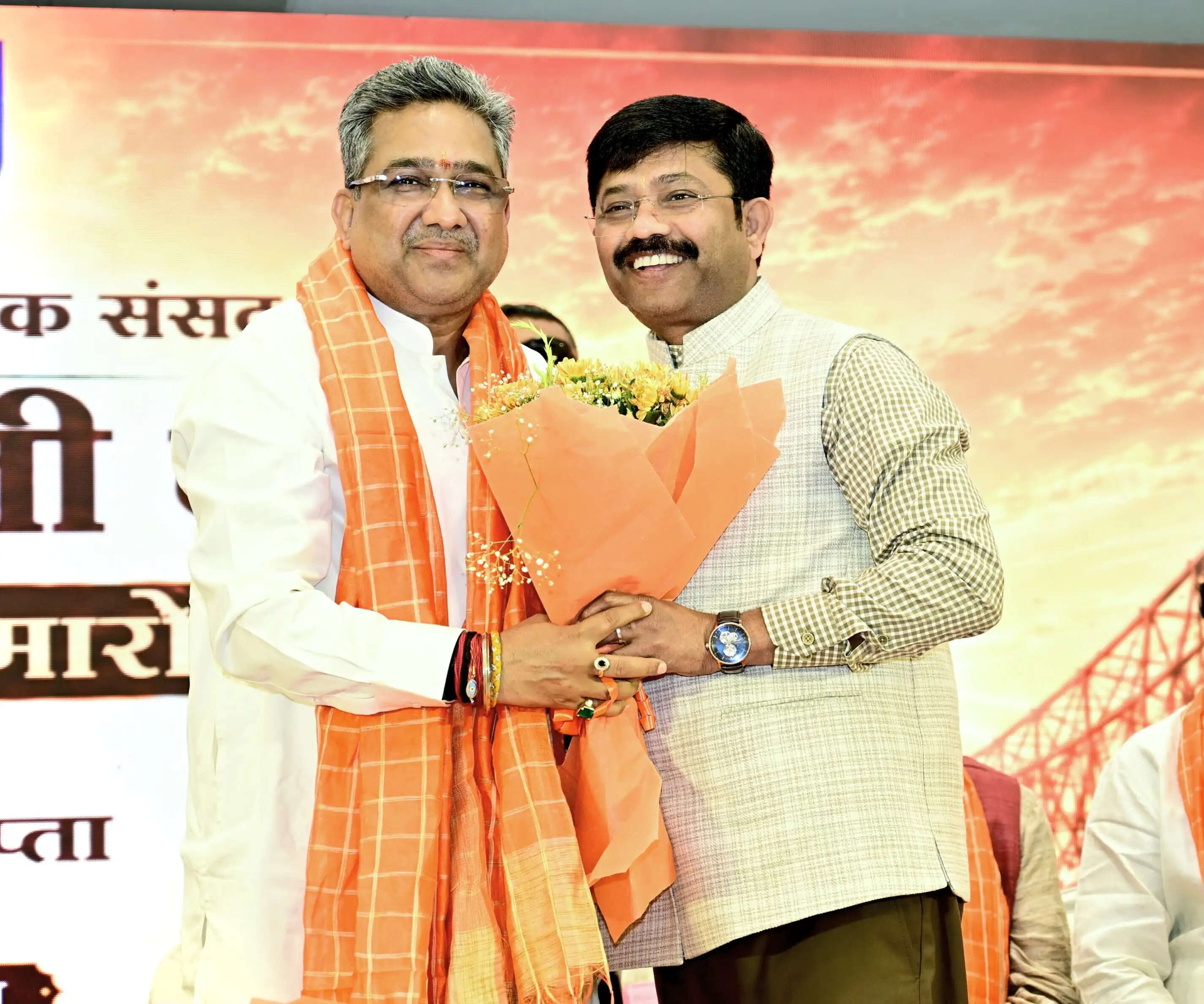 पश्चिम बंगाल में सुशासन, विकास एवं जनविश्वास के नए अध्याय का शुभारंभ : नन्द गोपाल नन्दी