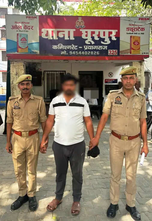 हत्या मामले में फरार नामजद आरोपित गिरफ्तार