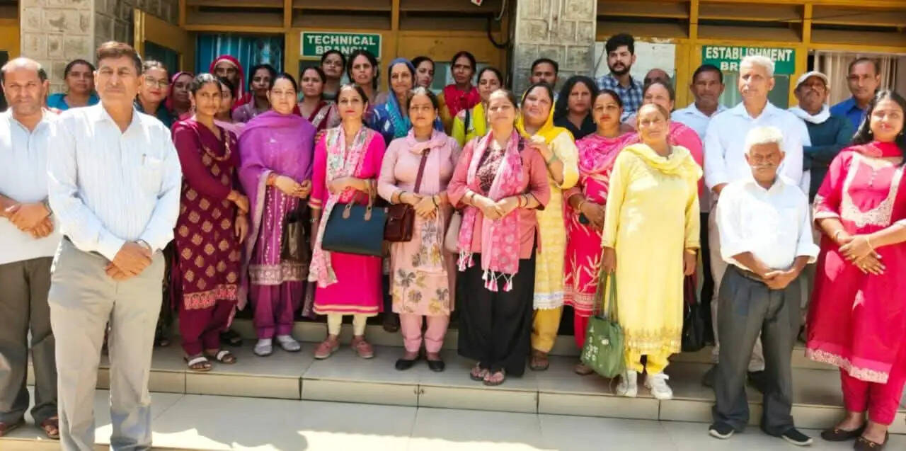 स्वयं सहायता समूहों को मजबूत बनाने के लिए, तीन जिलों के 36 प्रशिक्षुओं ने लिया प्रशिक्षण