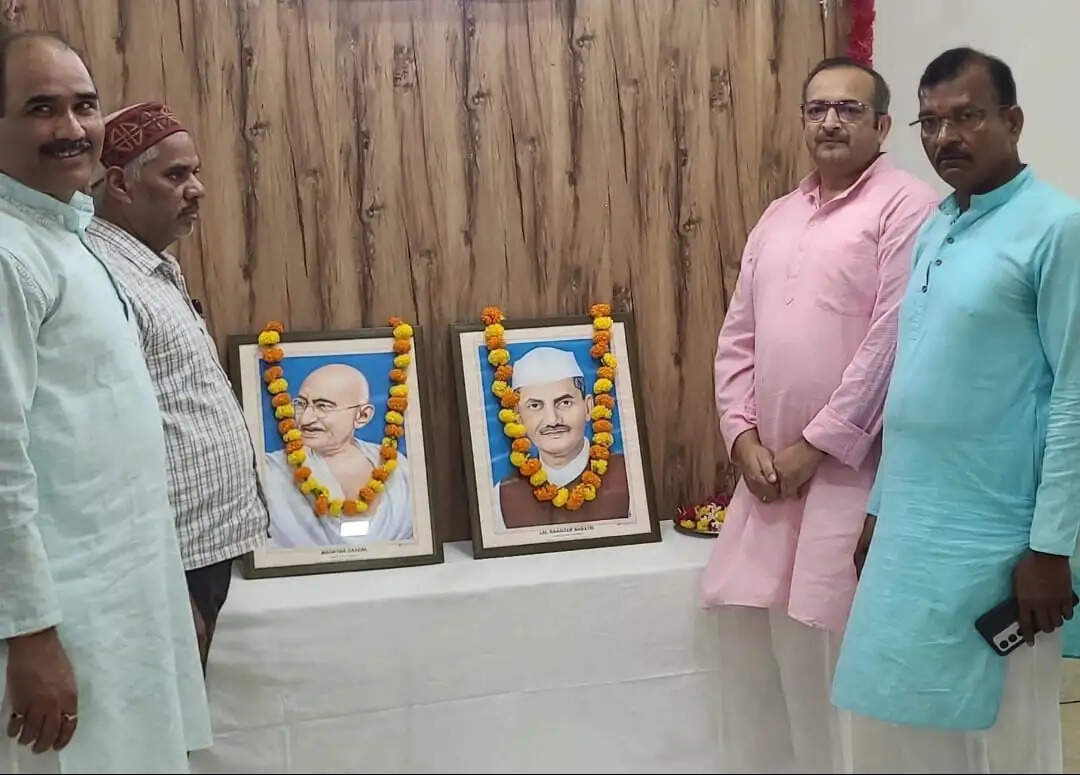 सत्य और अहिंसा को जीवन का आधार बनाएं : कर्नल विनय कुमार