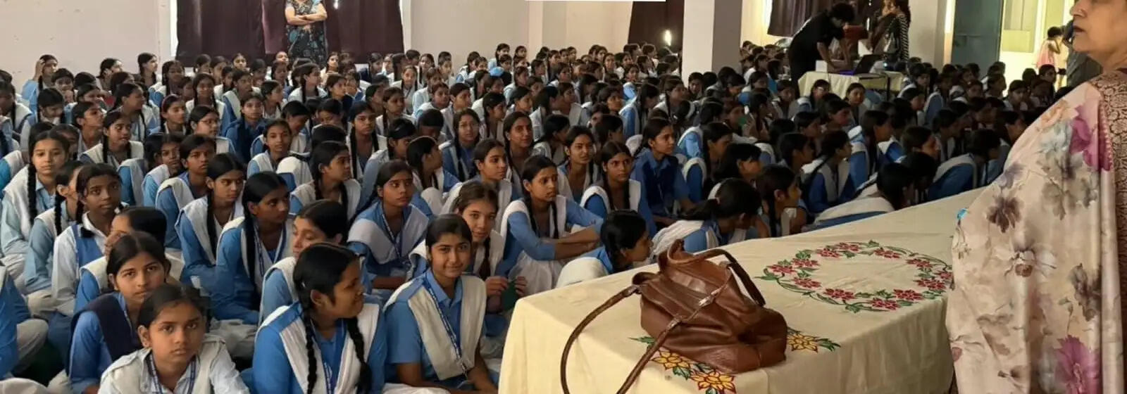 विद्यार्थियों को डिजिटल साक्षरता के प्रति किया जागरूक