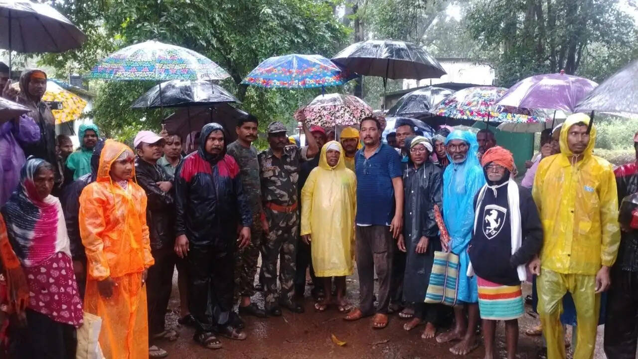 एफआईआर नहीं तो एसडीओपी कार्यालय घेरने की चेतावनी