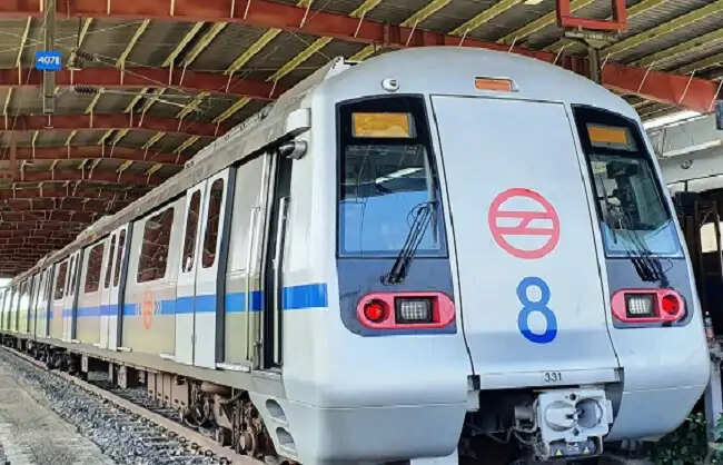दिल्ली मेट्रो के 16 स्टेशन अगले आदेश तक बंद
