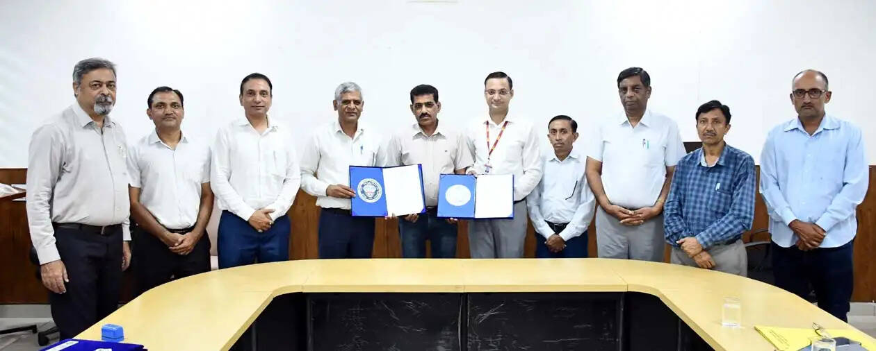 हिसार : एचएयू व पीएनबी फार्मर्स ट्रेनिंग सेंटर के बीच समझौता