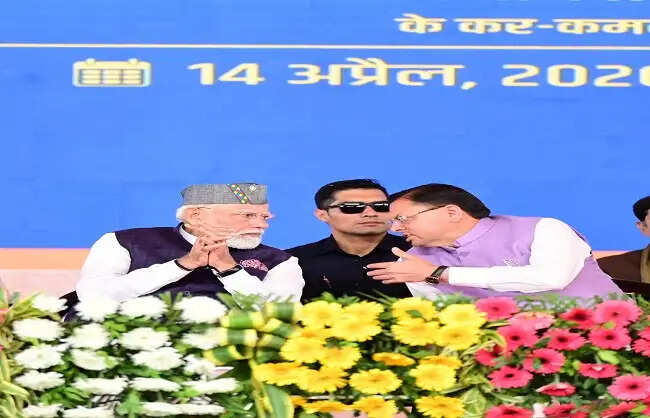 चिर-परिचित अंदाज में प्रधानमंत्री मोदी का दिखा उत्तराखंड से जुड़ाव, पहाड़ी बोली से किया कनेक्ट