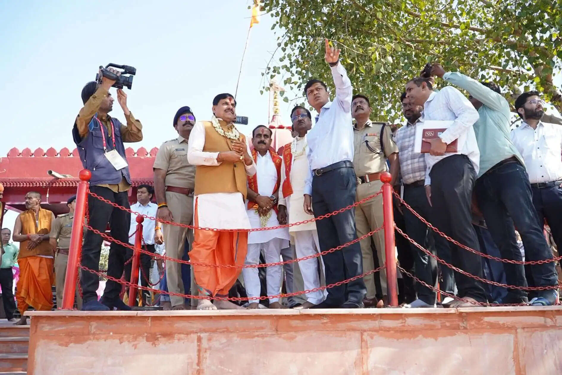 सिंहस्थ में मुख्य घाटों के हर 200 मीटर क्षेत्र में होंगे चैंजिंग रूम और टायलेट