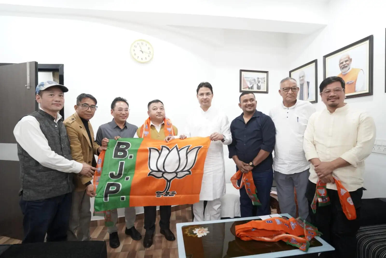 वरिष्ठ&nbsp;बीजीपीएम&nbsp;नेता&nbsp;सतीश थापा&nbsp;भाजपा में&nbsp;शामिल