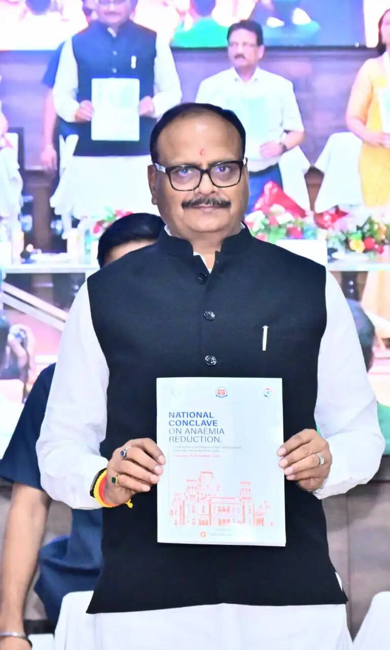 हम मिल कर करेंगे एनीमिया पर वार : ब्रजेश पाठक