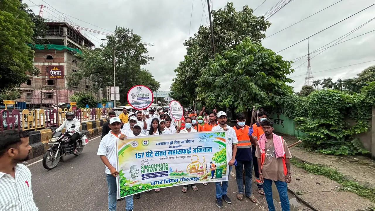 157 घंटे के महा सफाई अभियान का शुभारंभ, शहर को स्वच्छ बनाने पर जोर