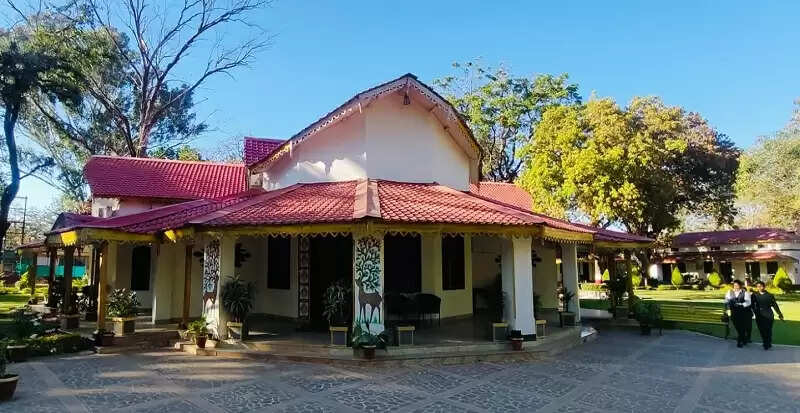 पचमढ़ी का होटल अमलतास महिला सशक्तिकरण का जीवंत उदाहरण, देश भर में हो रही चर्चा