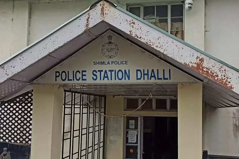 लॉकअप से ग्रिल तोड़कर फरार तस्कर अभी भी पुलिस की पहुंच से दूर