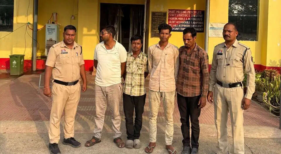 31 सौ मीटर विद्युत तार चोरी का 24 घंटे में खुलासा, कबाड़ी समेत 5 आरोपित गिरफ्तार