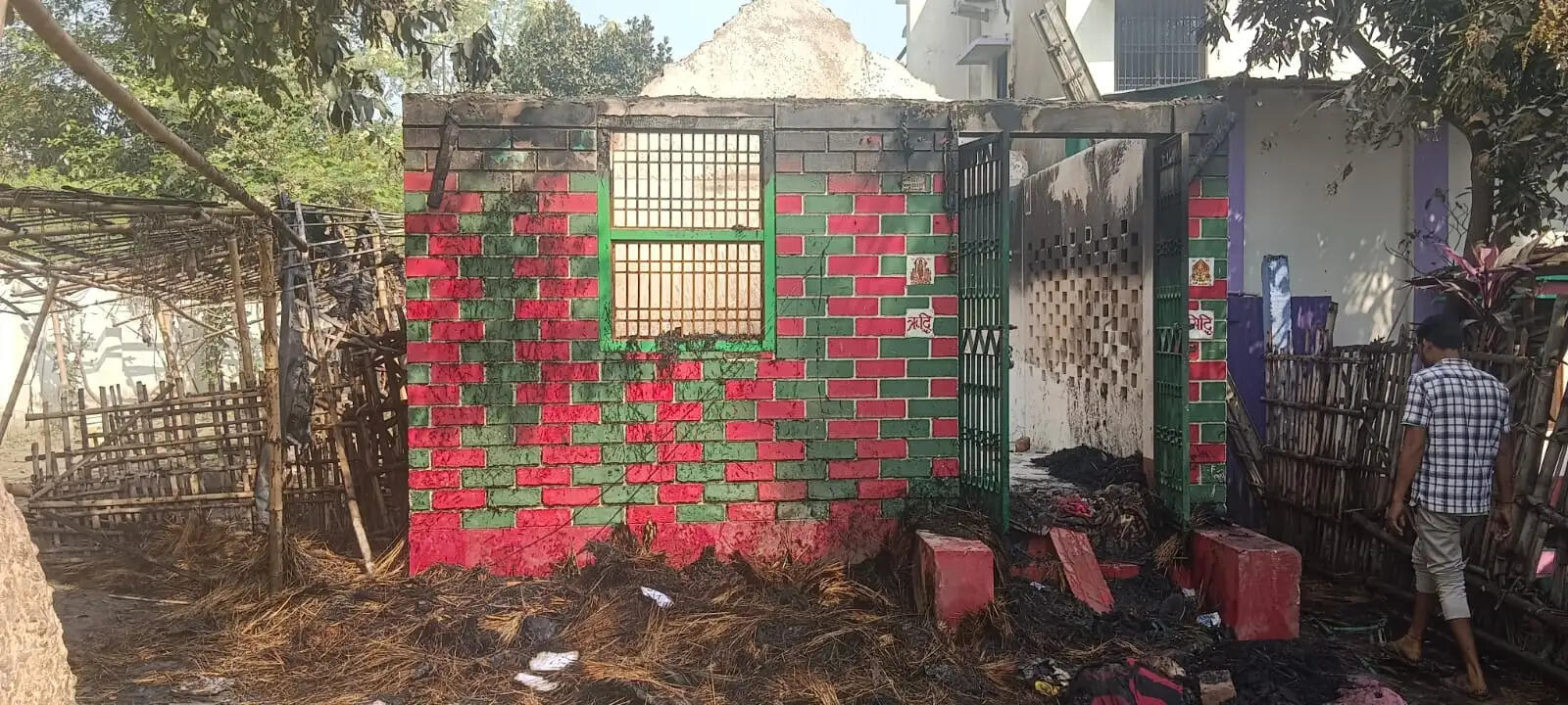 विद्यापुरी में गैस सिलेंडर से लगी आग, 45 हजार नकद सहित घर का सामान जलकर खाक