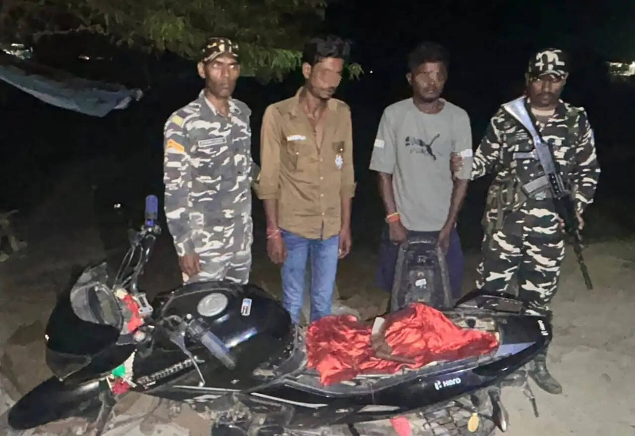 भारत-नेपाल सीमा पर एसएसबी की कार्रवाई, देशी कट्टा और जिंदा कारतूस बरामद