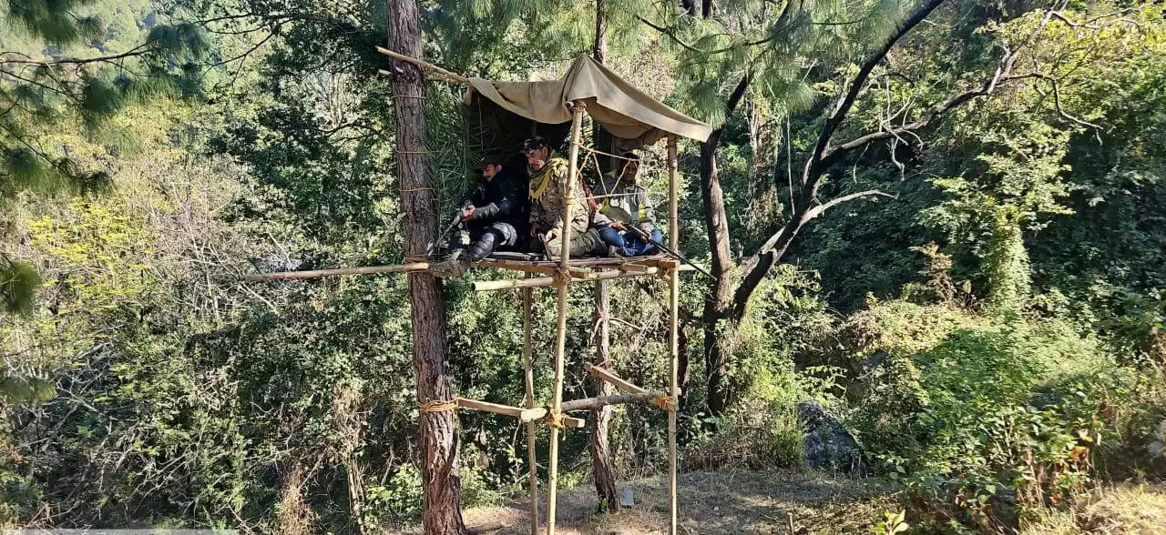 गजल्ड में आदमखोर गुलदार को शूट करने के लिए वन विभाग की गश्त जारी