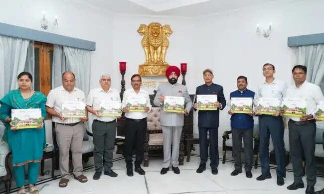 नेचर्स पाथ टू वेल-बीइंग’ कॉफी टेबल बुक का राज्यपाल&nbsp;ने&nbsp;किया विमोचन