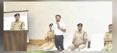 होटल व्यवसायियों के साथ पुलिस की बैठक, बच्चों की सुरक्षा को लेकर सजग रहने की अपील