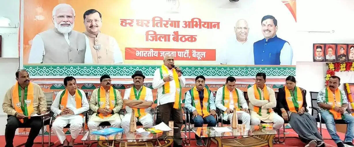 हर घर तिरंगा अभियान को जन-जन का अभियान बनाएं कार्यकर्ता : हेमंत खण्डेलवाल