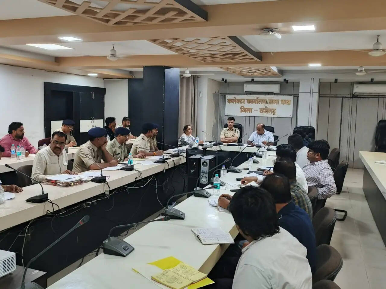 राजगढ़ः सड़क सुरक्षा समिति की बैठक संपन्न