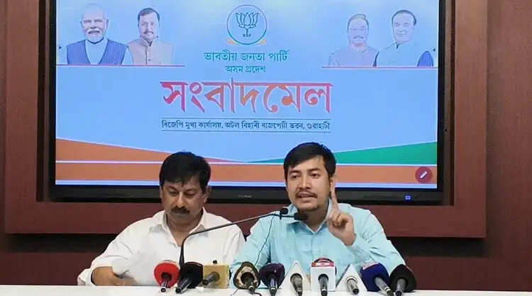 विकास और स्वदेशी संरक्षण के मुद्दों के साथ चुनावी मैदान में भाजपा