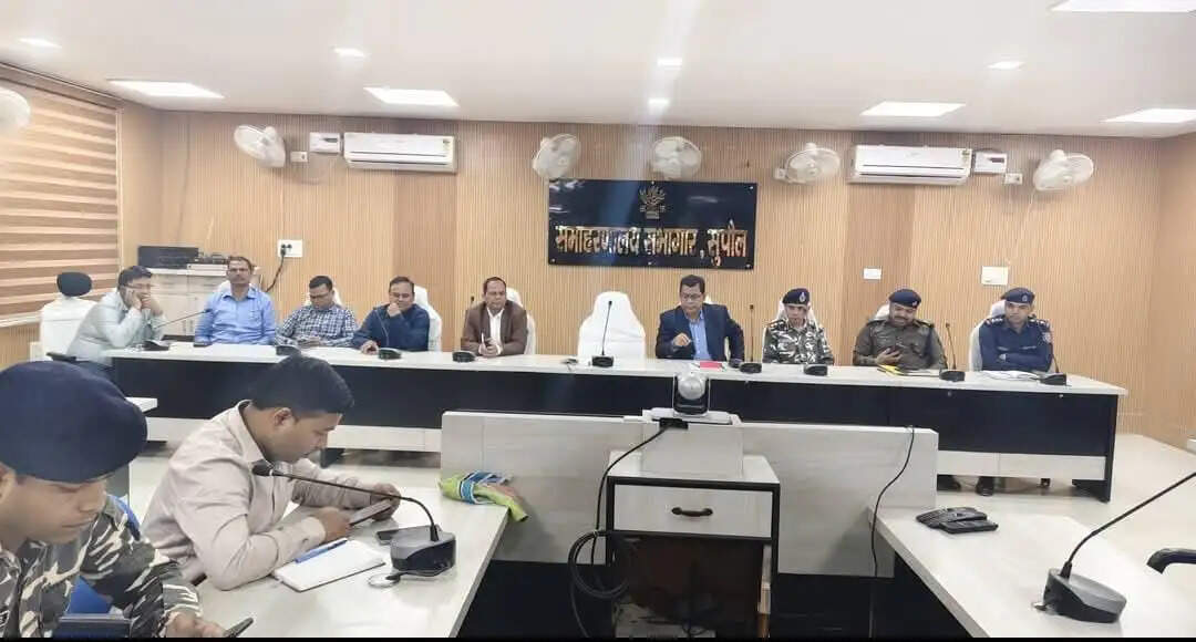 26 फरवरी की राष्ट्रव्यापी भूकंप मॉक ड्रिल को लेकर सुपौल में टेबल टॉप एक्सरसाइज आयोजित