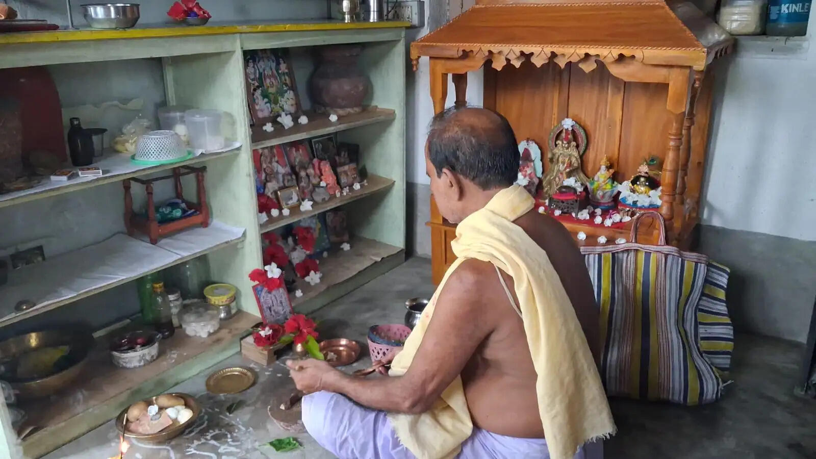आरामबाग महकमा में श्रद्धा के साथ मनाई गई विपत्तारिणी पूजा, उमड़े श्रद्धालु