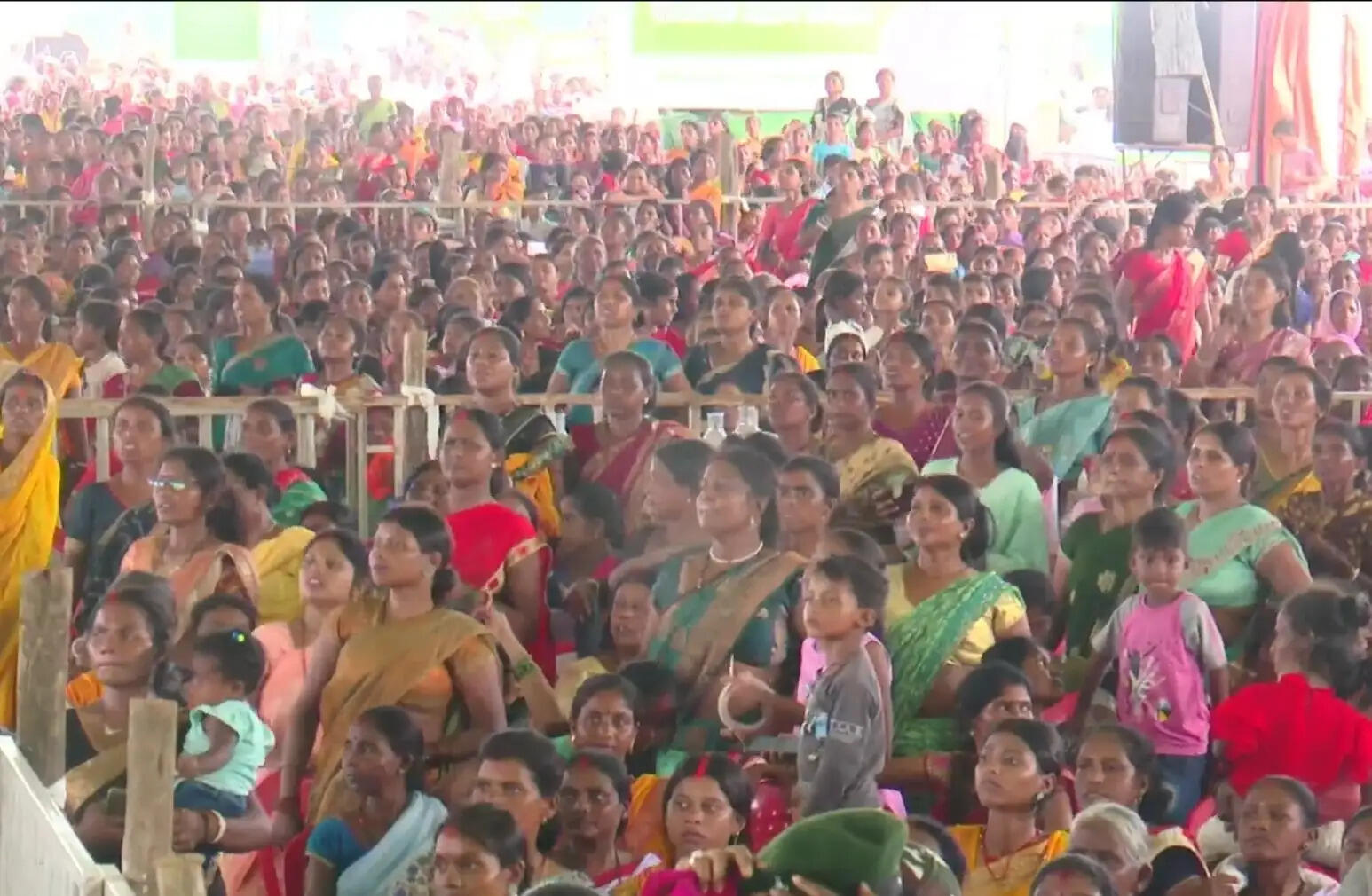 पद्म भूषण दिशोम गुरु शिबू सोरेन की आदमकद प्रतिमा का मुख्यमंत्री ने किया अनावरण